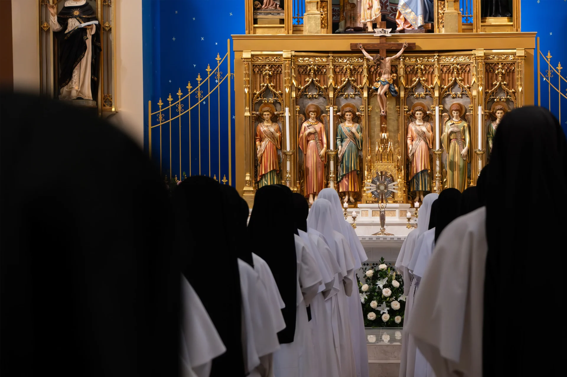 Eucharistic Procession During Compline 2 compressed